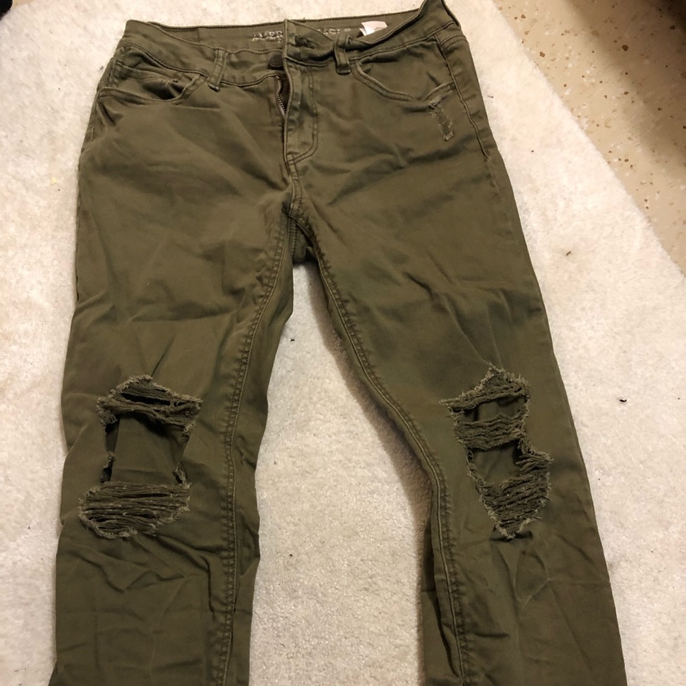 Cropped American Eagle jeans